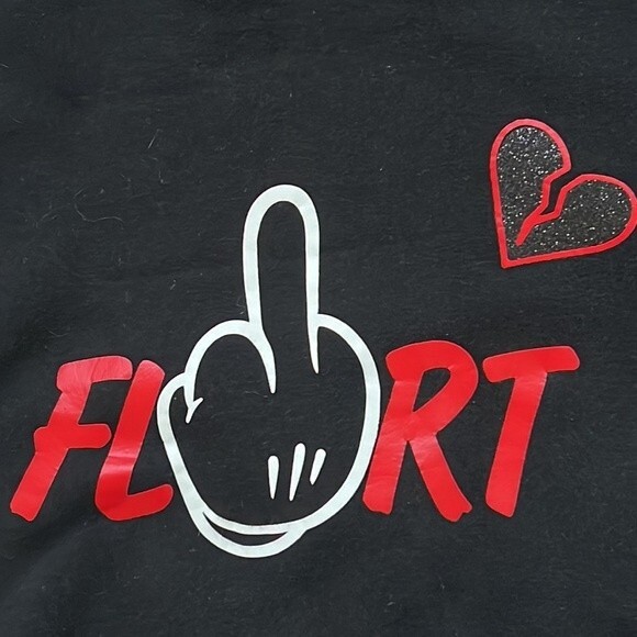 Flirt FU Middle Finger Heartbroken Hoodie Sweatshirt size Small Black Red Heart - Picture 2 of 15